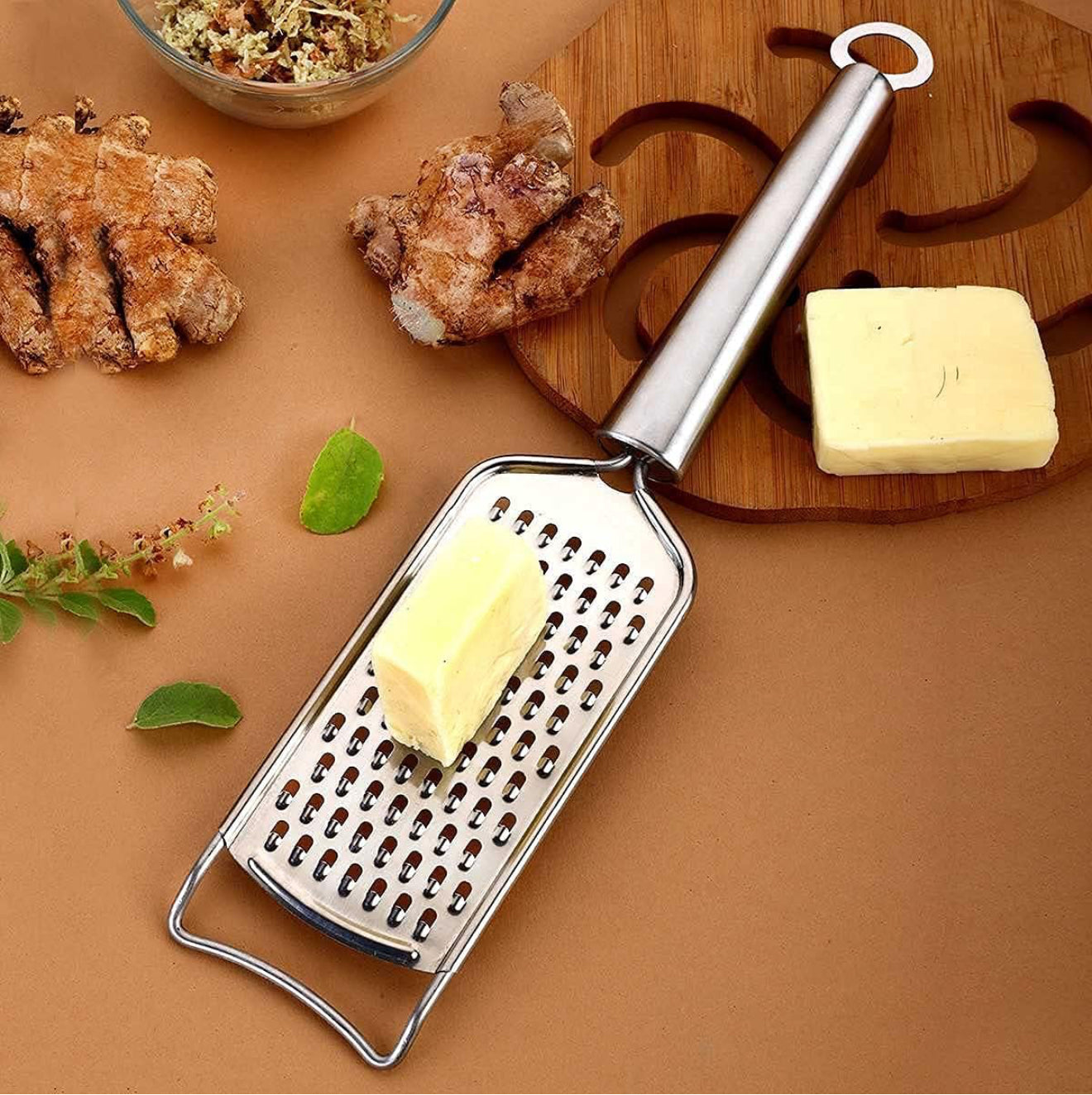 Riar Kitchen Professional Cheese Grater Stainless Steel Grater With Handle - Flat Handheld Grater For Cheese, Chocolate, Spices, Grater – Modern Silver