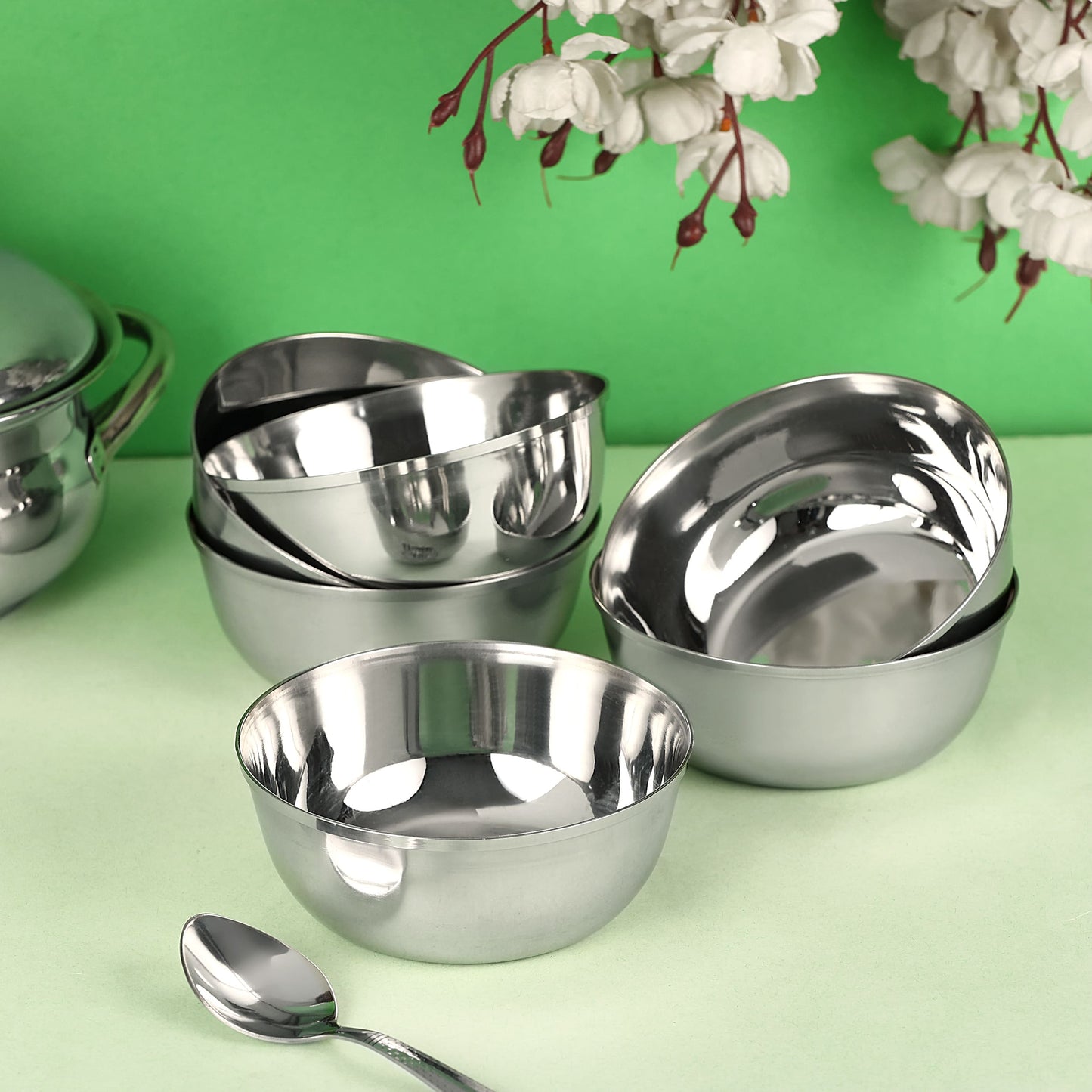 Riar Stainless Steel Mukta Bati Plain  Katori/Bowl Set - 6 Pieces (5 Inches)