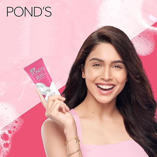 Pond's White Beauty Facial Foam with Vitamin B3+ & Rosehip Extract 100ml